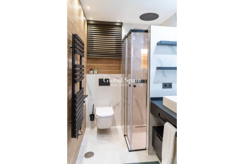 Revente - Appartement - Flat -
Torrevieja