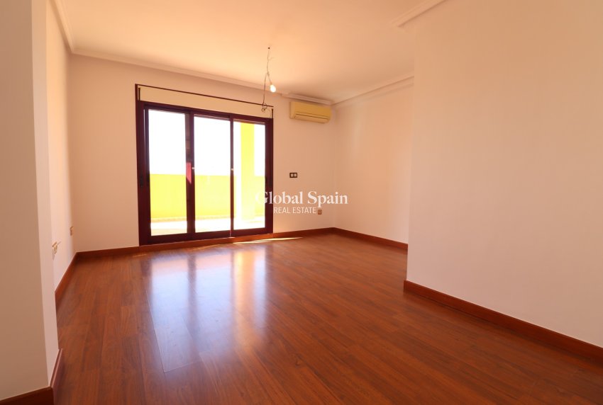 Revente - APPARTEMENT -
Formentera del Segura - Formentera - Village
