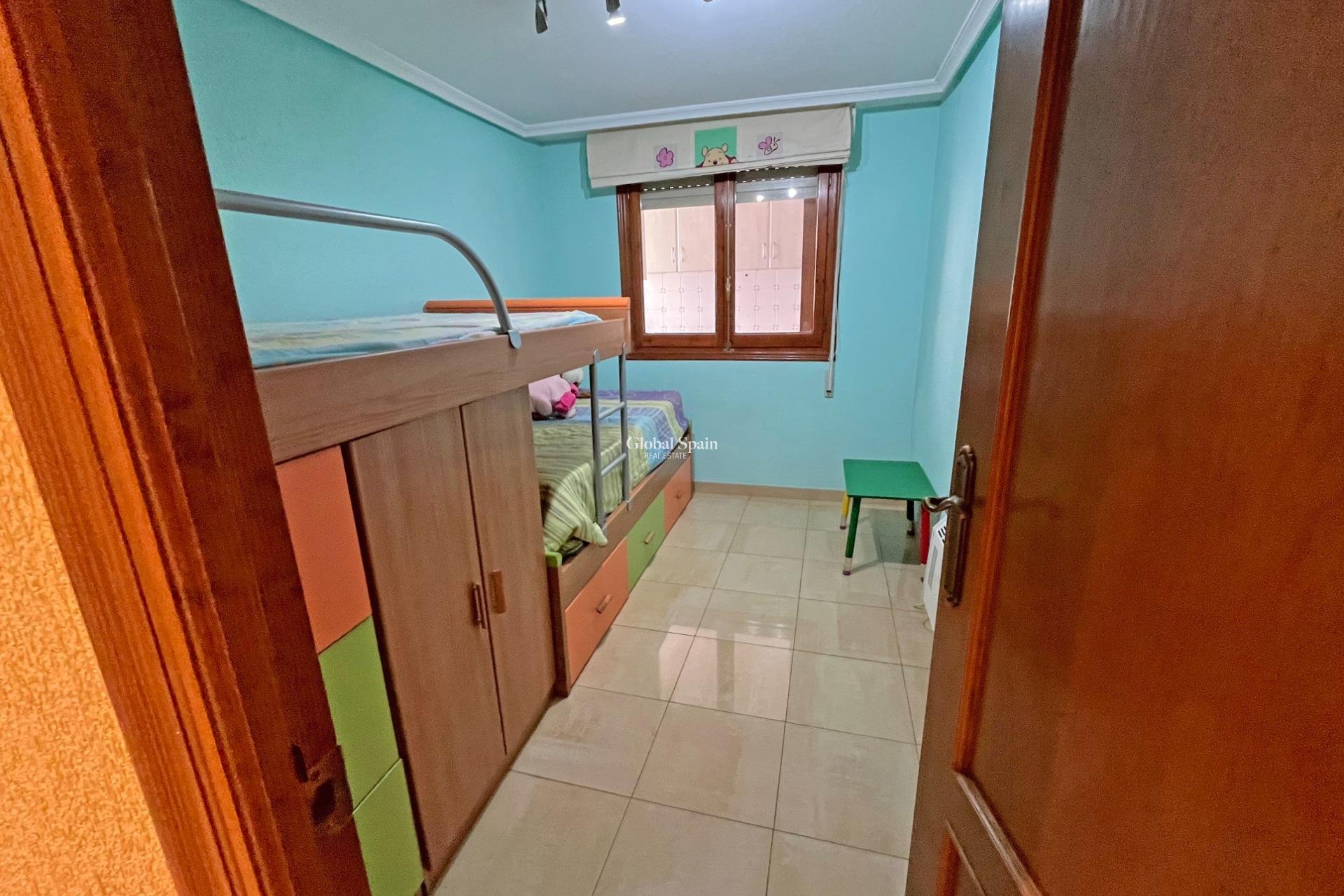 Revente - APPARTEMENT -
FORMENTERA DEL SEGURA - Palacios