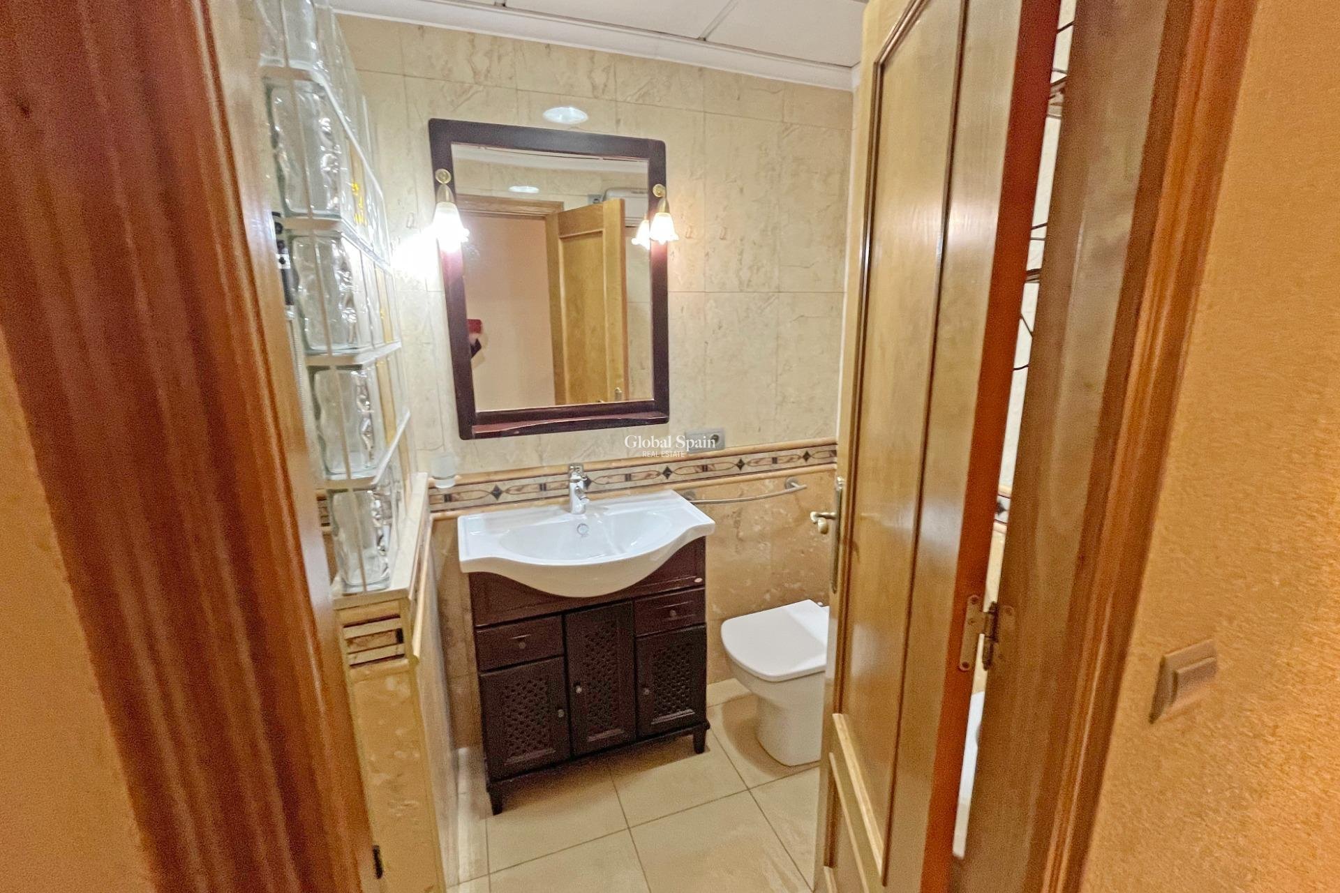 Revente - APPARTEMENT -
FORMENTERA DEL SEGURA - Palacios