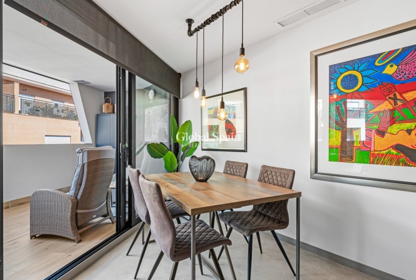 Revente - Appartement -
FORMENTERA DEL SEGURA