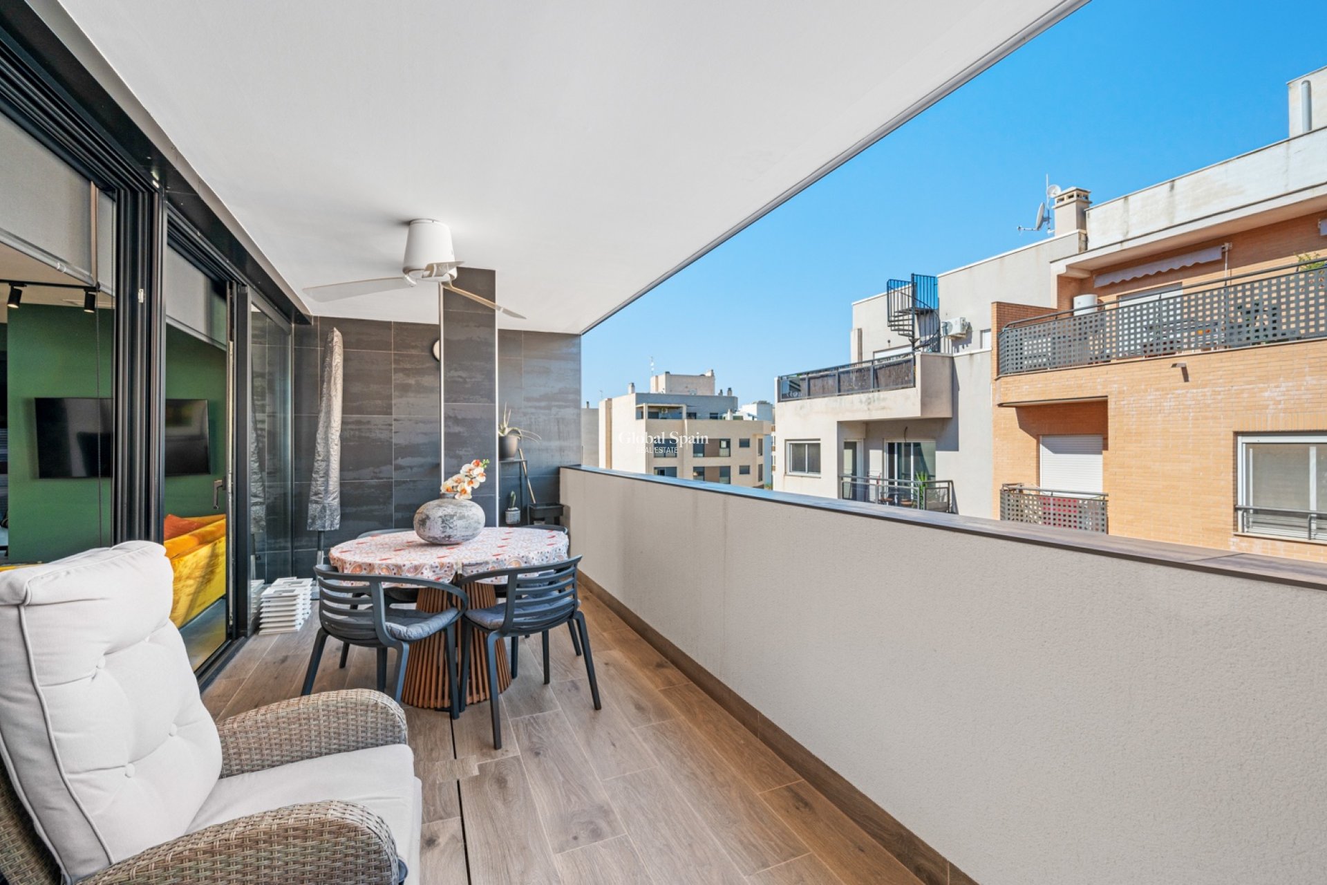 Revente - Appartement -
FORMENTERA DEL SEGURA