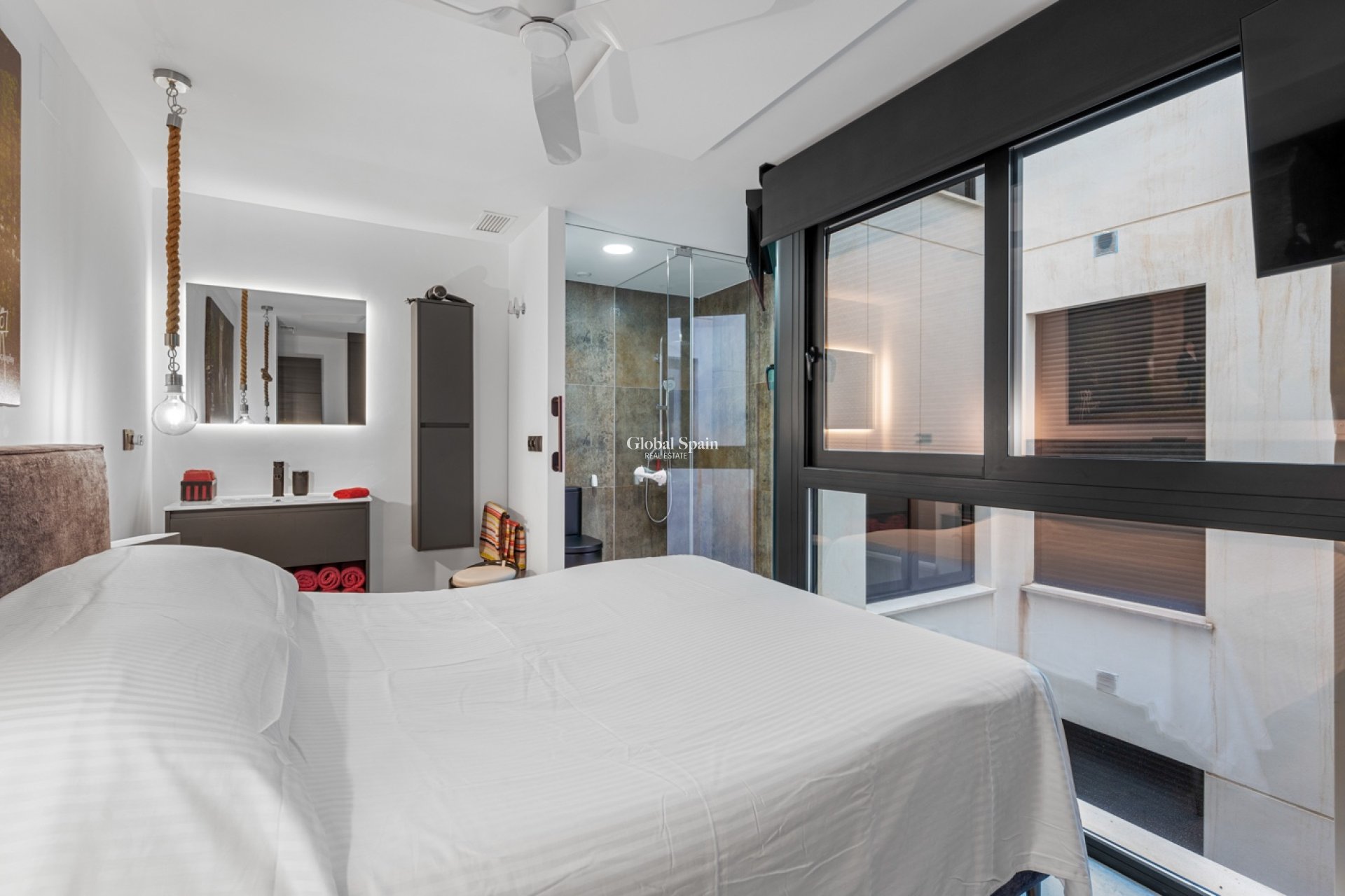 Revente - Appartement -
FORMENTERA DEL SEGURA