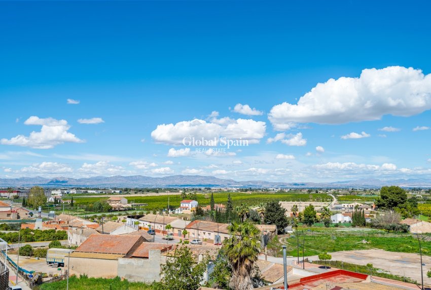 Revente - Appartement -
FORMENTERA DEL SEGURA