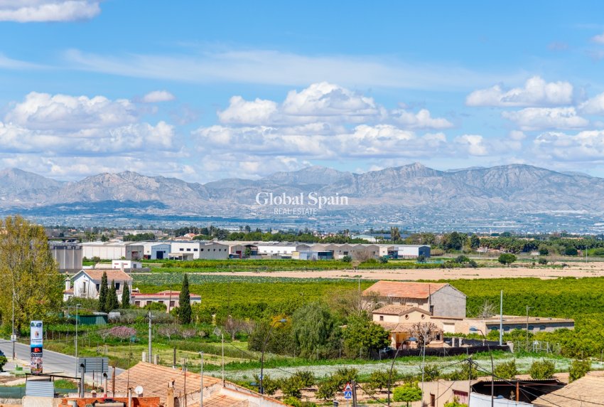 Revente - Appartement -
FORMENTERA DEL SEGURA