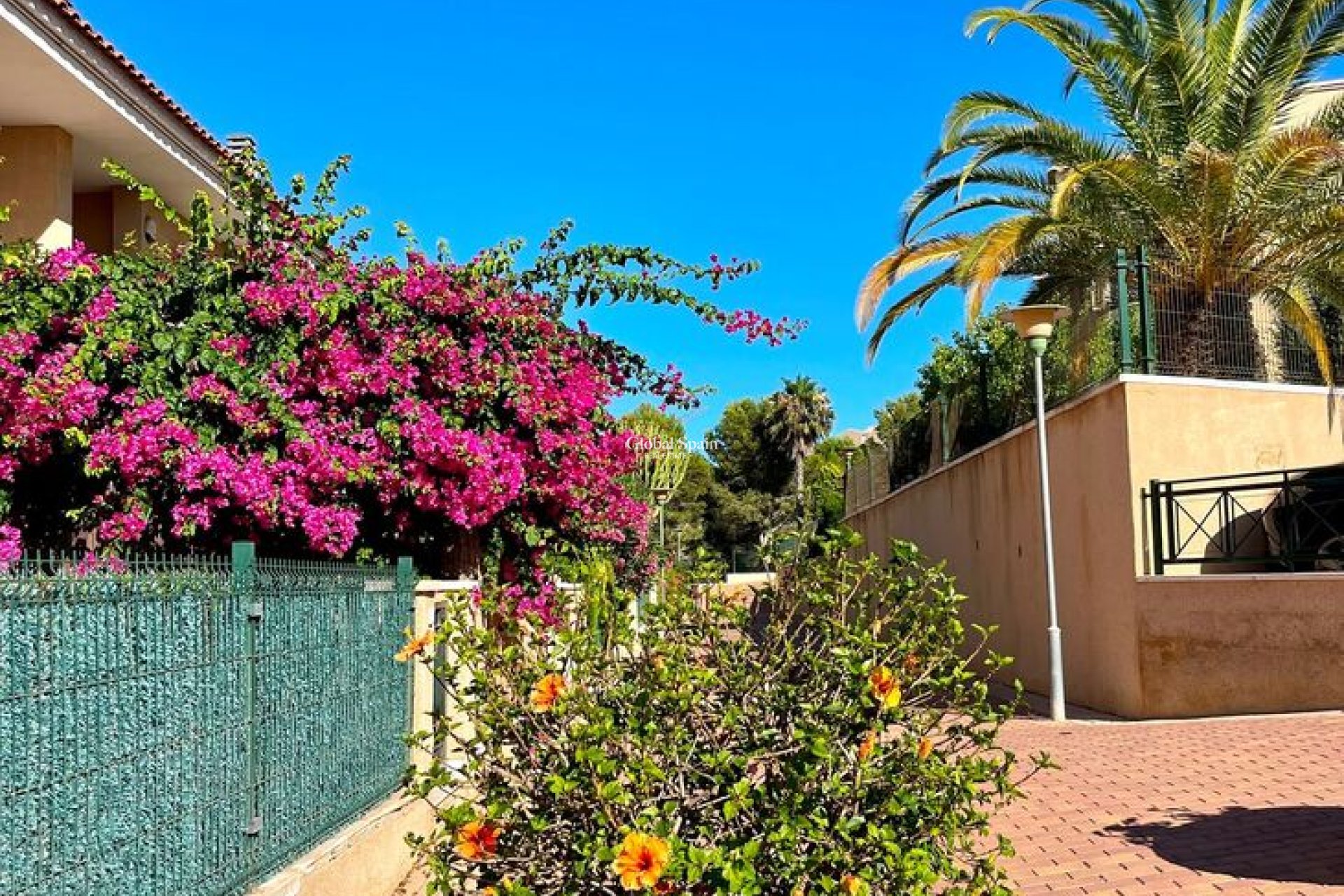 Revente - APPARTEMENT -
GRAN ALACANT - Costa Blanca