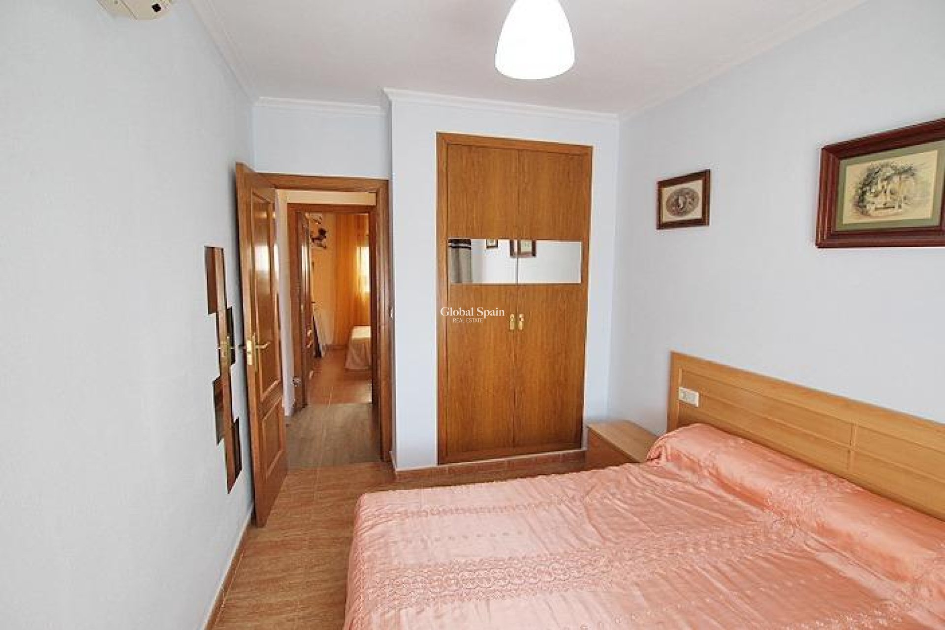 Revente - APPARTEMENT -
GUARDAMAR DEL SEGURA - 03140