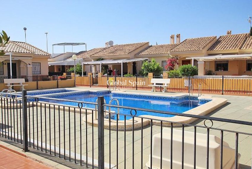 Revente - APPARTEMENT -
GUARDAMAR DEL SEGURA - 03140