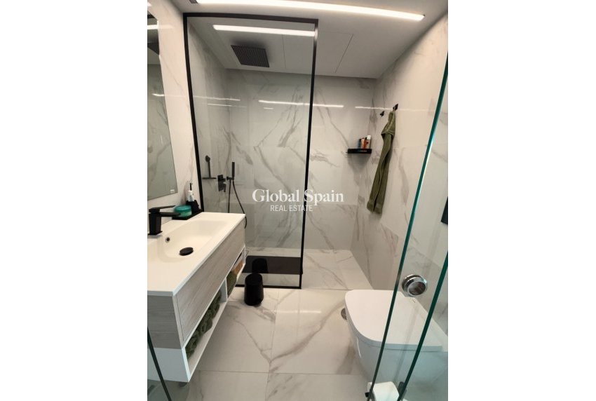 Revente - APPARTEMENT -
GUARDAMAR DEL SEGURA - Costa Blanca