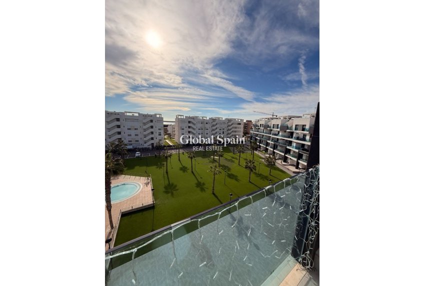 Revente - APPARTEMENT -
GUARDAMAR DEL SEGURA - Costa Blanca