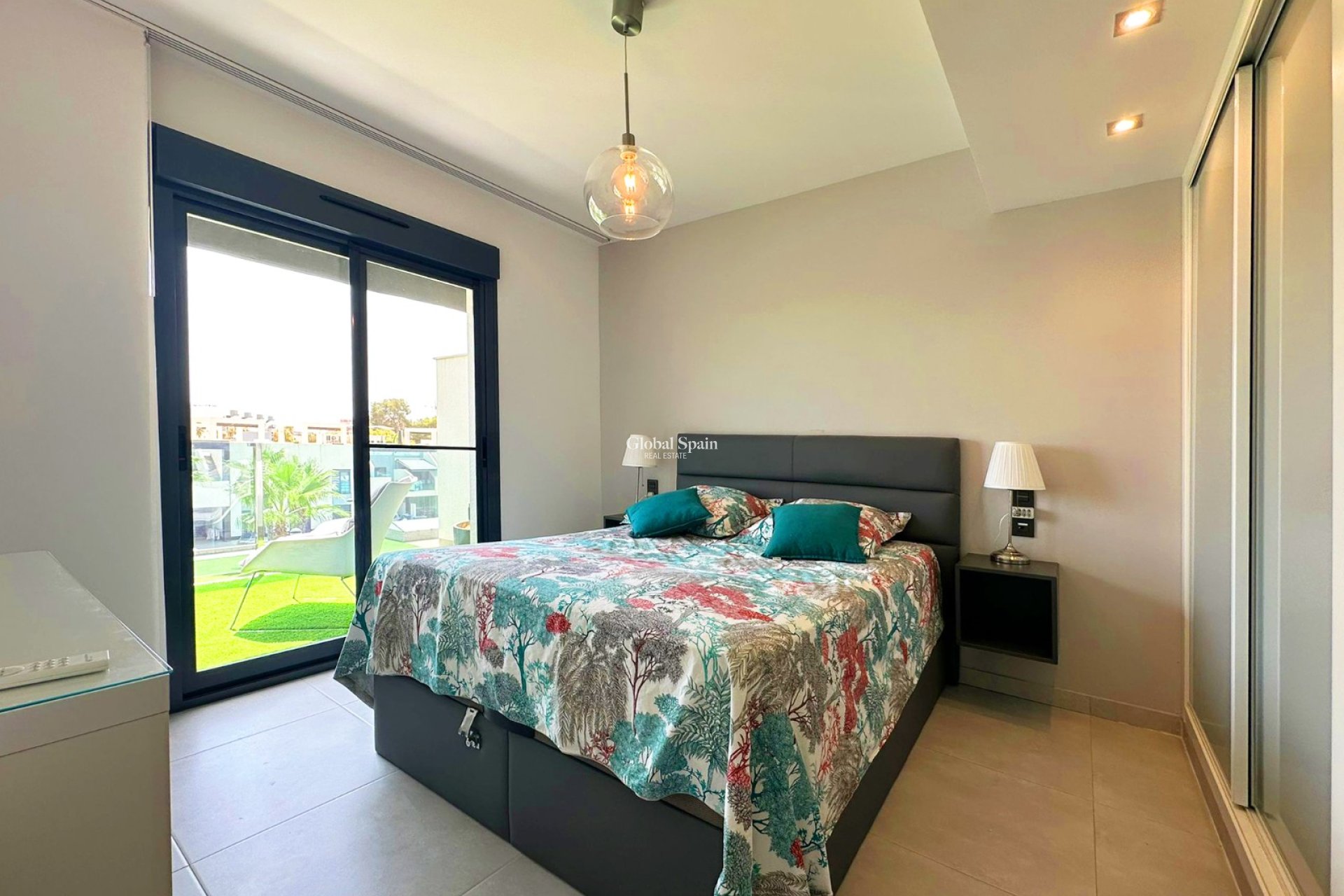 Revente - APPARTEMENT -
GUARDAMAR DEL SEGURA - Costa Blanca