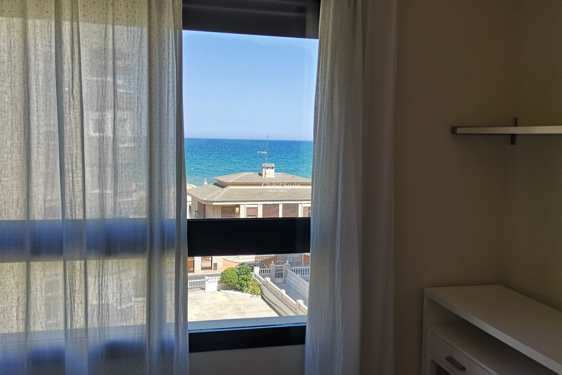 Revente - APPARTEMENT -
GUARDAMAR DEL SEGURA - Costa Blanca