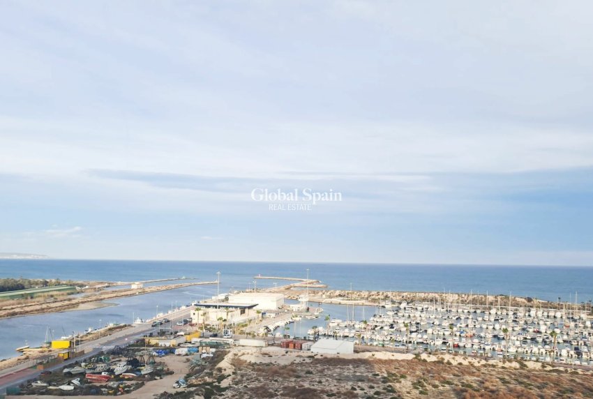 Revente - APPARTEMENT -
GUARDAMAR DEL SEGURA - Costa Blanca