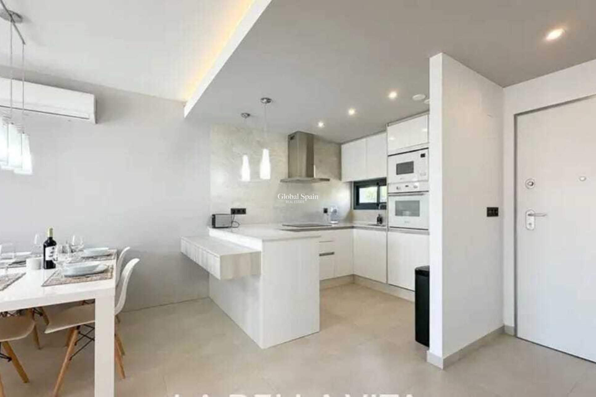 Revente - APPARTEMENT -
GUARDAMAR DEL SEGURA - Costa Blanca