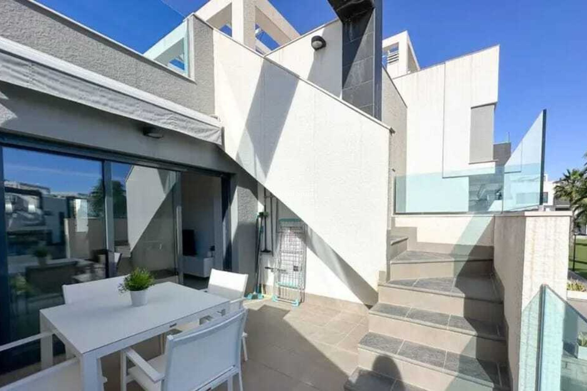 Revente - APPARTEMENT -
GUARDAMAR DEL SEGURA - Costa Blanca