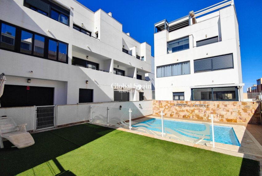 Revente - APPARTEMENT -
GUARDAMAR DEL SEGURA - Costa Blanca