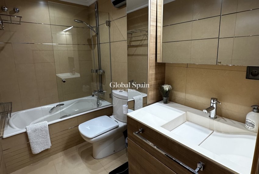 Revente - APPARTEMENT -
GUARDAMAR DEL SEGURA - Costa Blanca