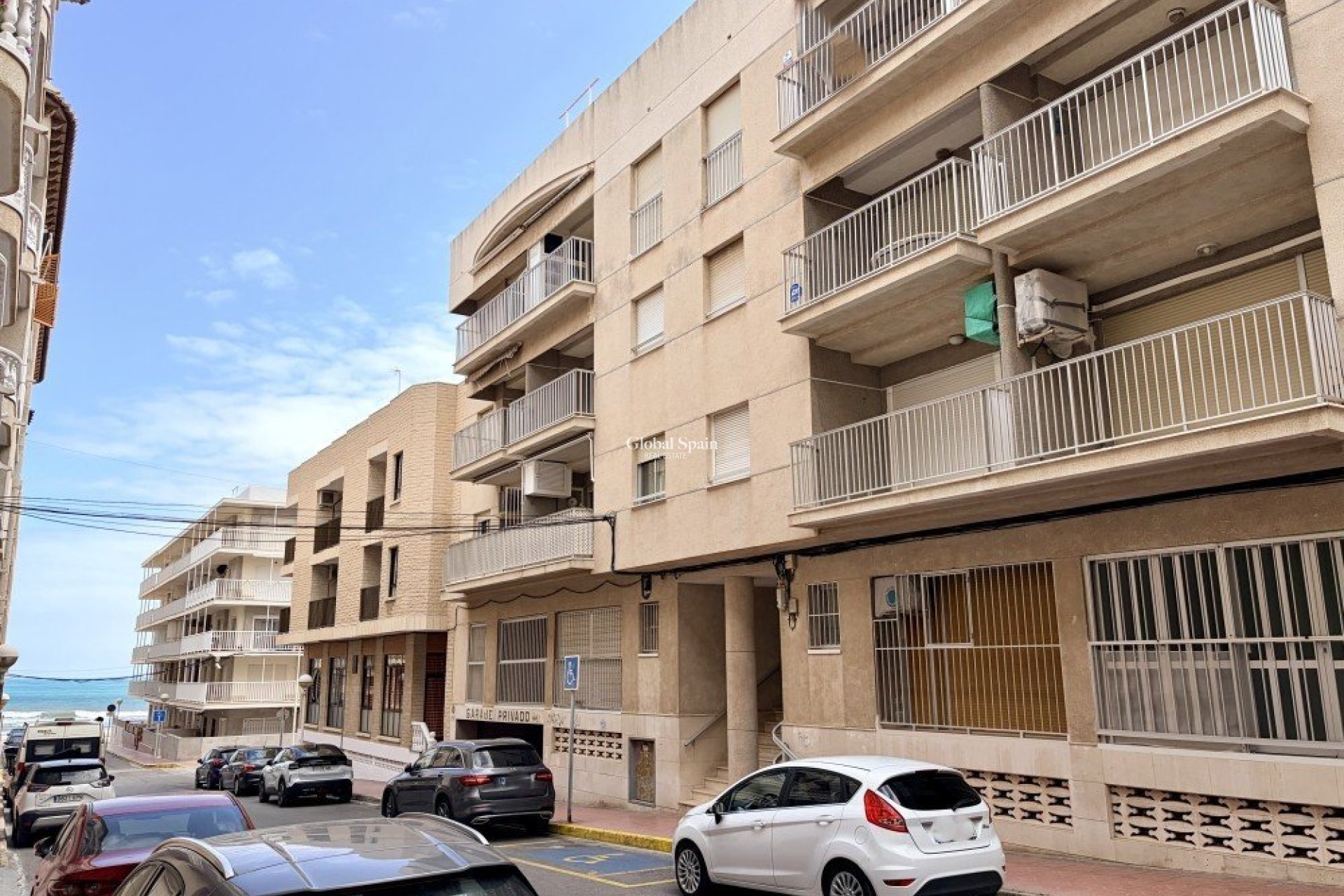 Revente - APPARTEMENT -
GUARDAMAR DEL SEGURA - Costa Blanca