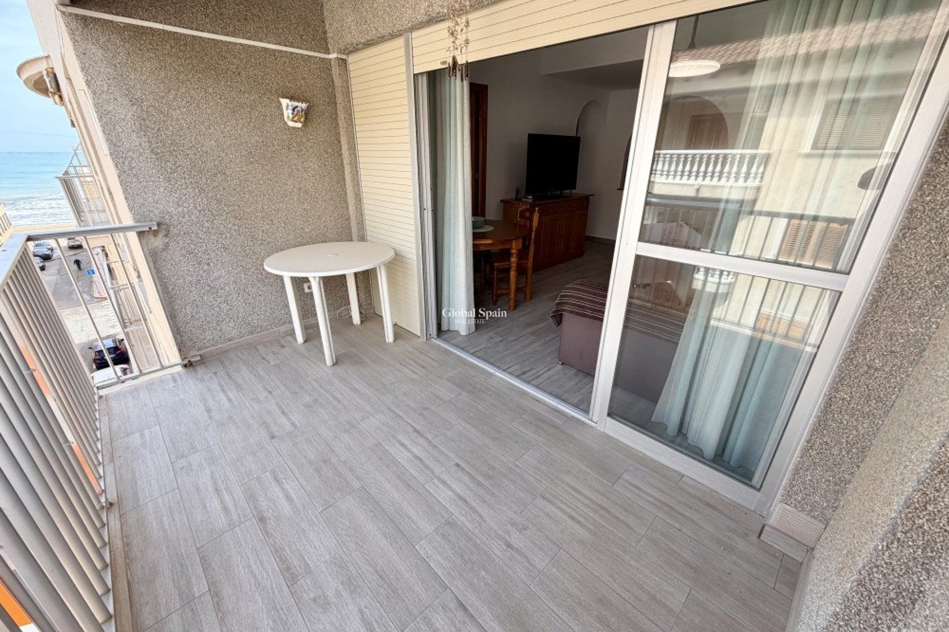 Revente - APPARTEMENT -
GUARDAMAR DEL SEGURA - Costa Blanca