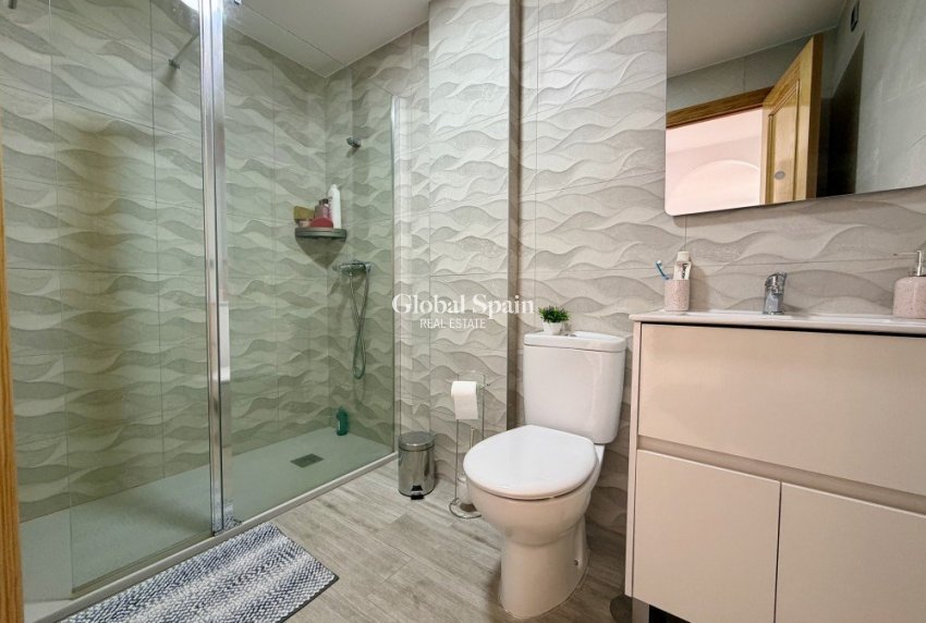 Revente - APPARTEMENT -
GUARDAMAR DEL SEGURA - Costa Blanca