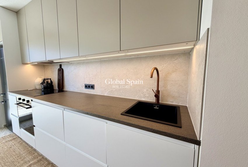 Revente - APPARTEMENT -
GUARDAMAR DEL SEGURA - Costa Blanca