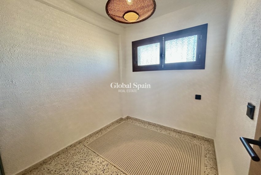 Revente - APPARTEMENT -
GUARDAMAR DEL SEGURA - Costa Blanca