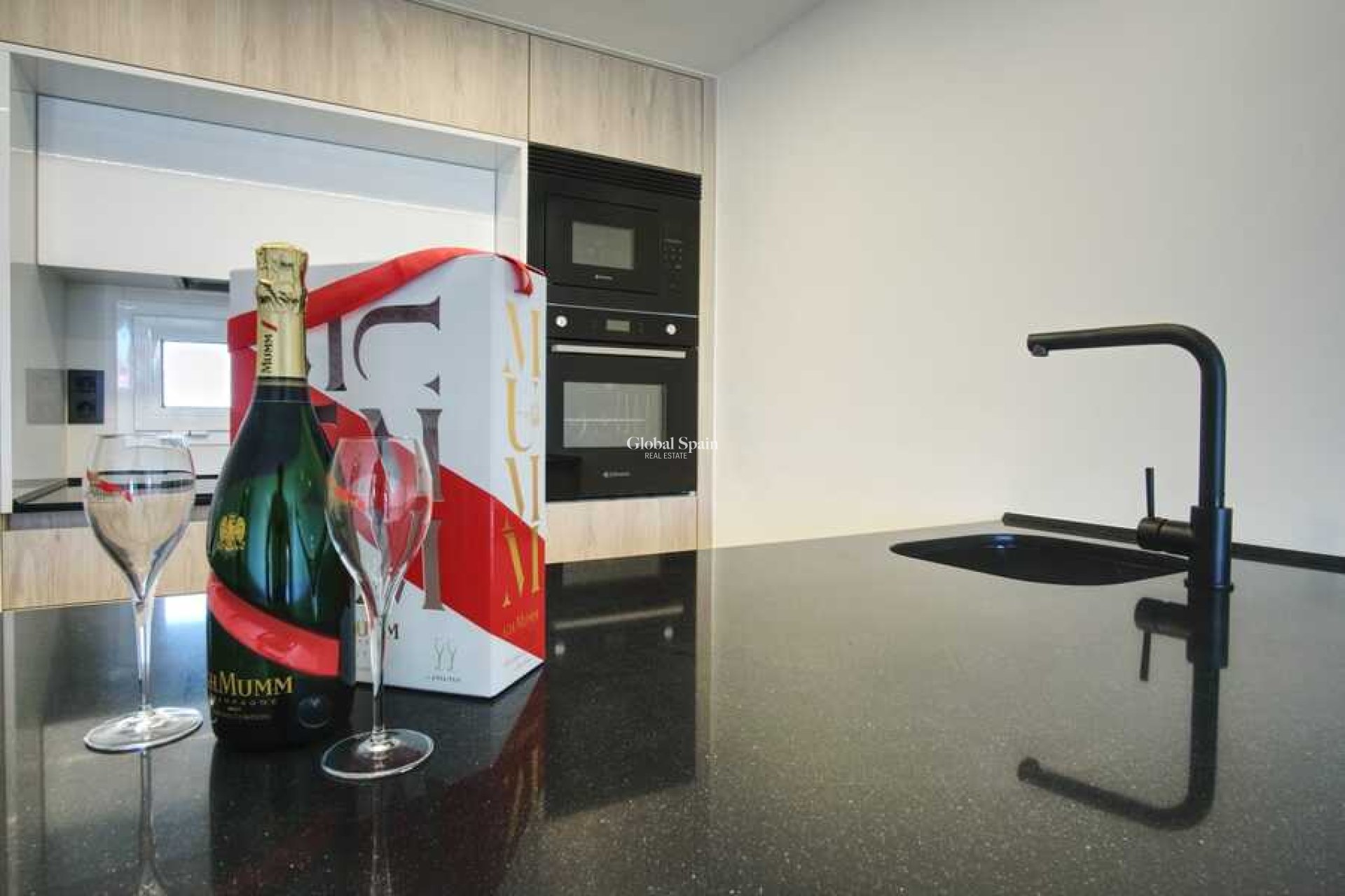 Revente - APPARTEMENT -
GUARDAMAR DEL SEGURA - Costa Blanca