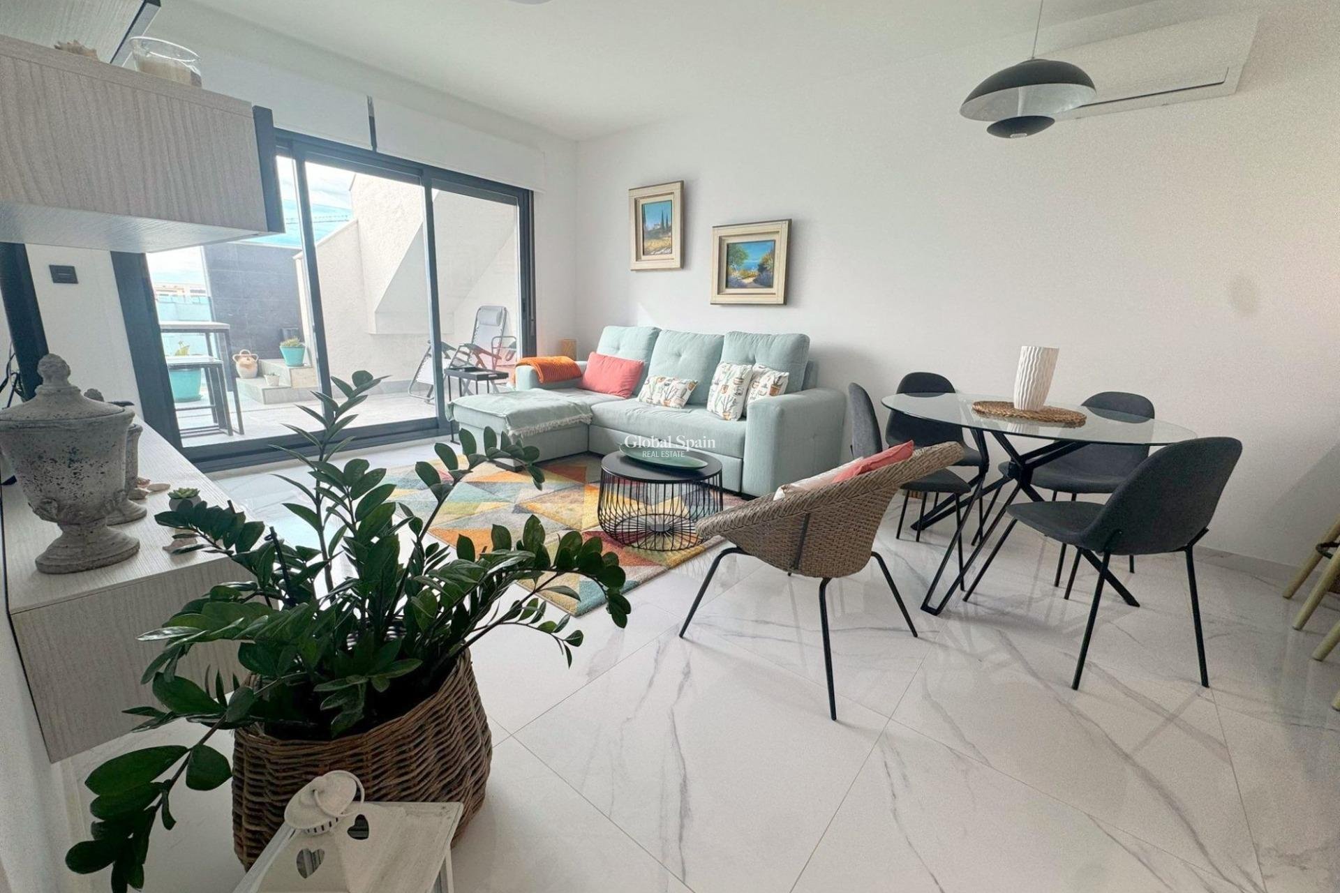 Revente - APPARTEMENT -
GUARDAMAR DEL SEGURA - Costa Blanca