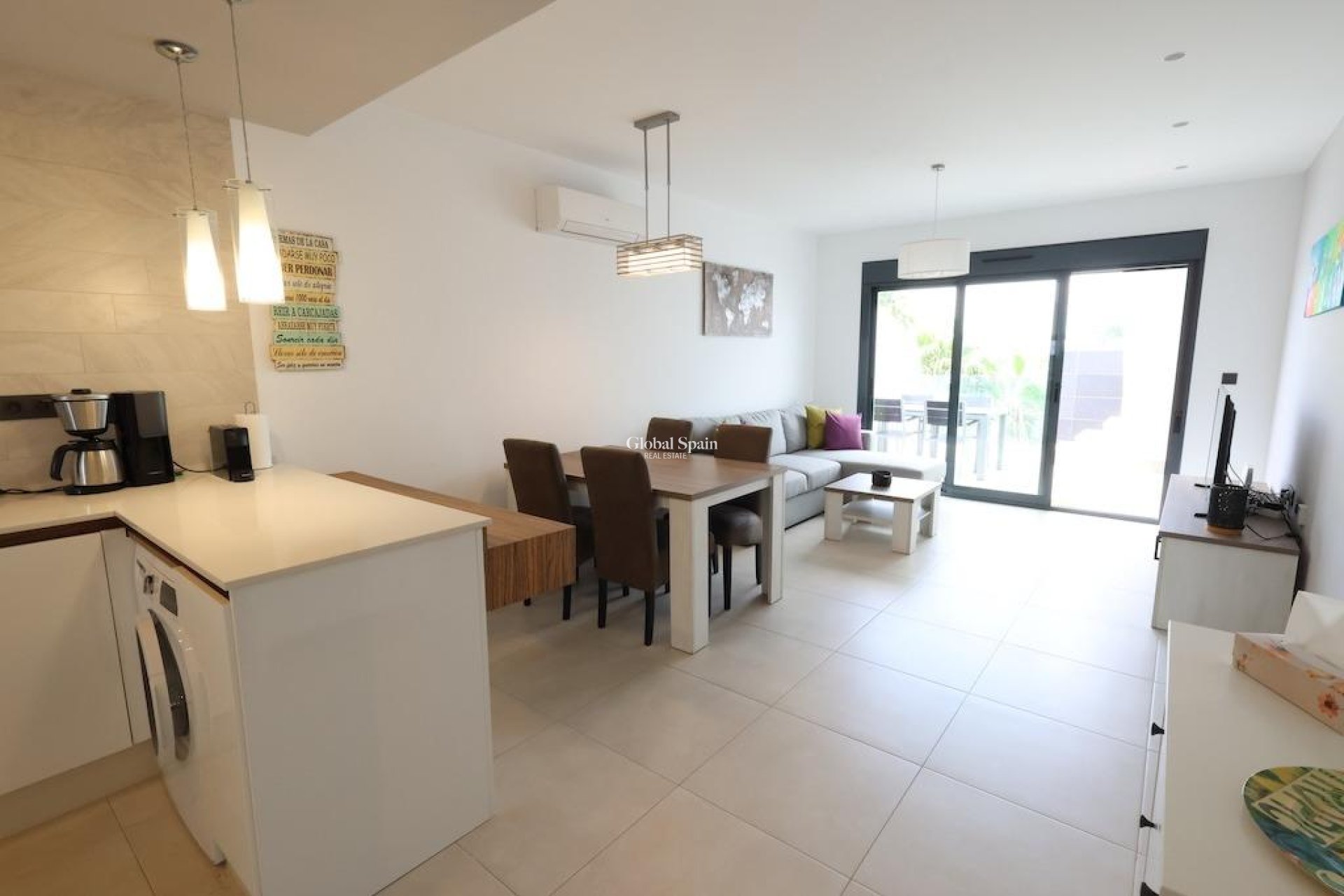 Revente - APPARTEMENT -
GUARDAMAR DEL SEGURA - Costa Blanca