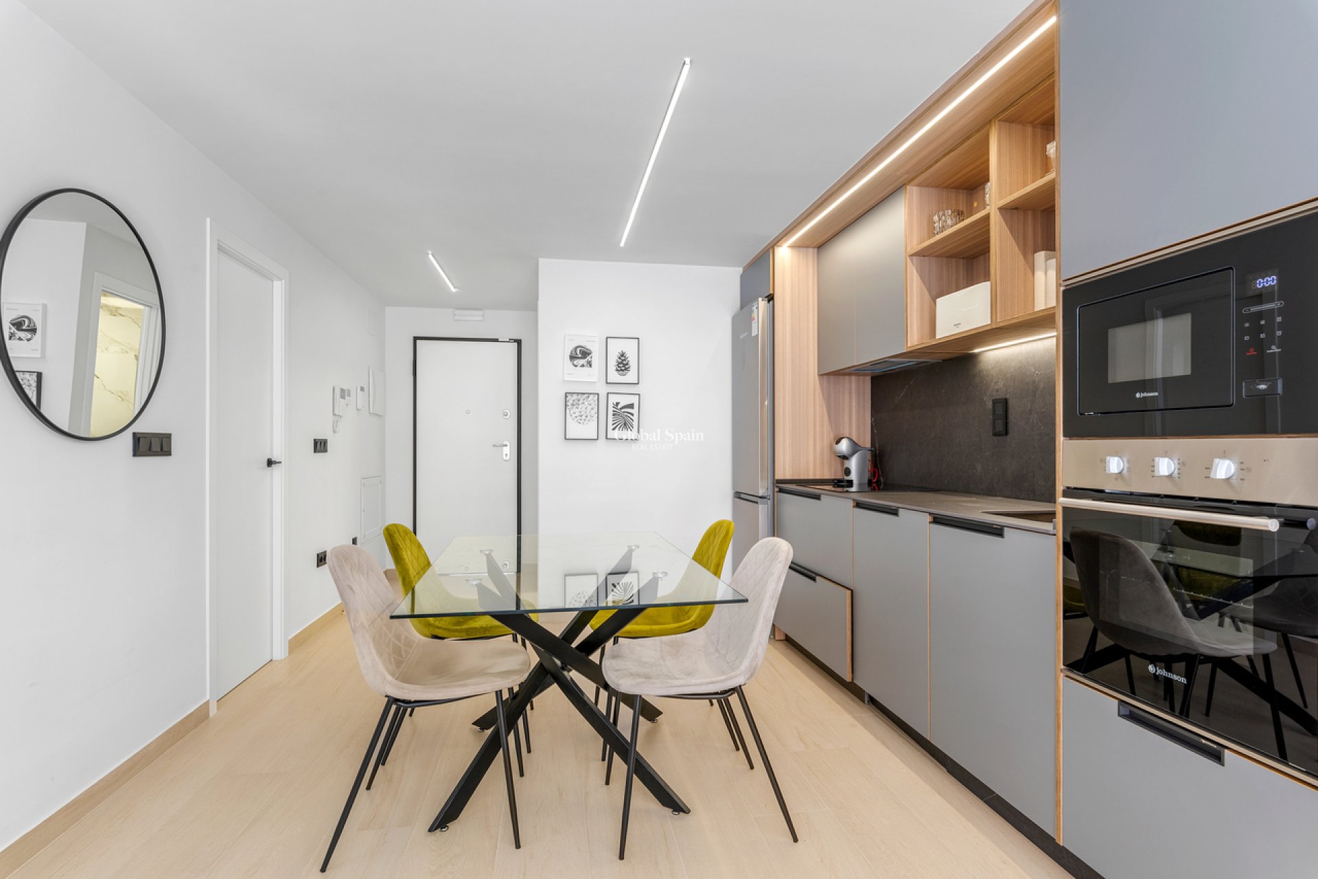 Revente - APPARTEMENT -
GUARDAMAR DEL SEGURA - Costa Blanca