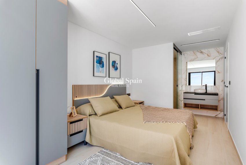 Revente - APPARTEMENT -
GUARDAMAR DEL SEGURA - Costa Blanca