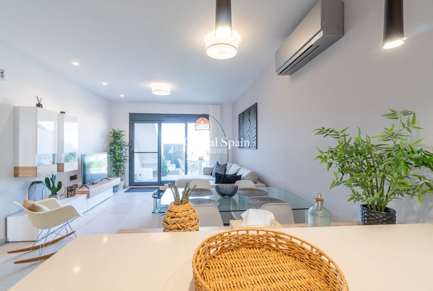 Revente - APPARTEMENT -
GUARDAMAR DEL SEGURA - Costa Blanca