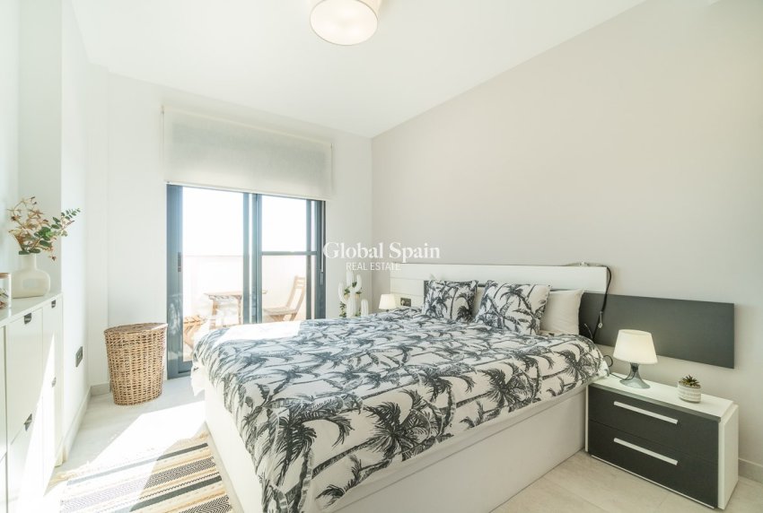 Revente - APPARTEMENT -
GUARDAMAR DEL SEGURA - Costa Blanca