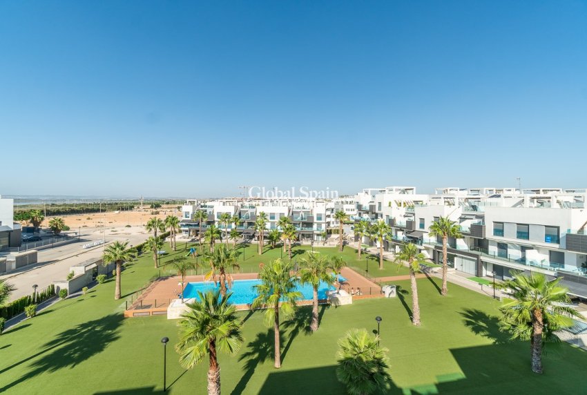 Revente - APPARTEMENT -
GUARDAMAR DEL SEGURA - Costa Blanca