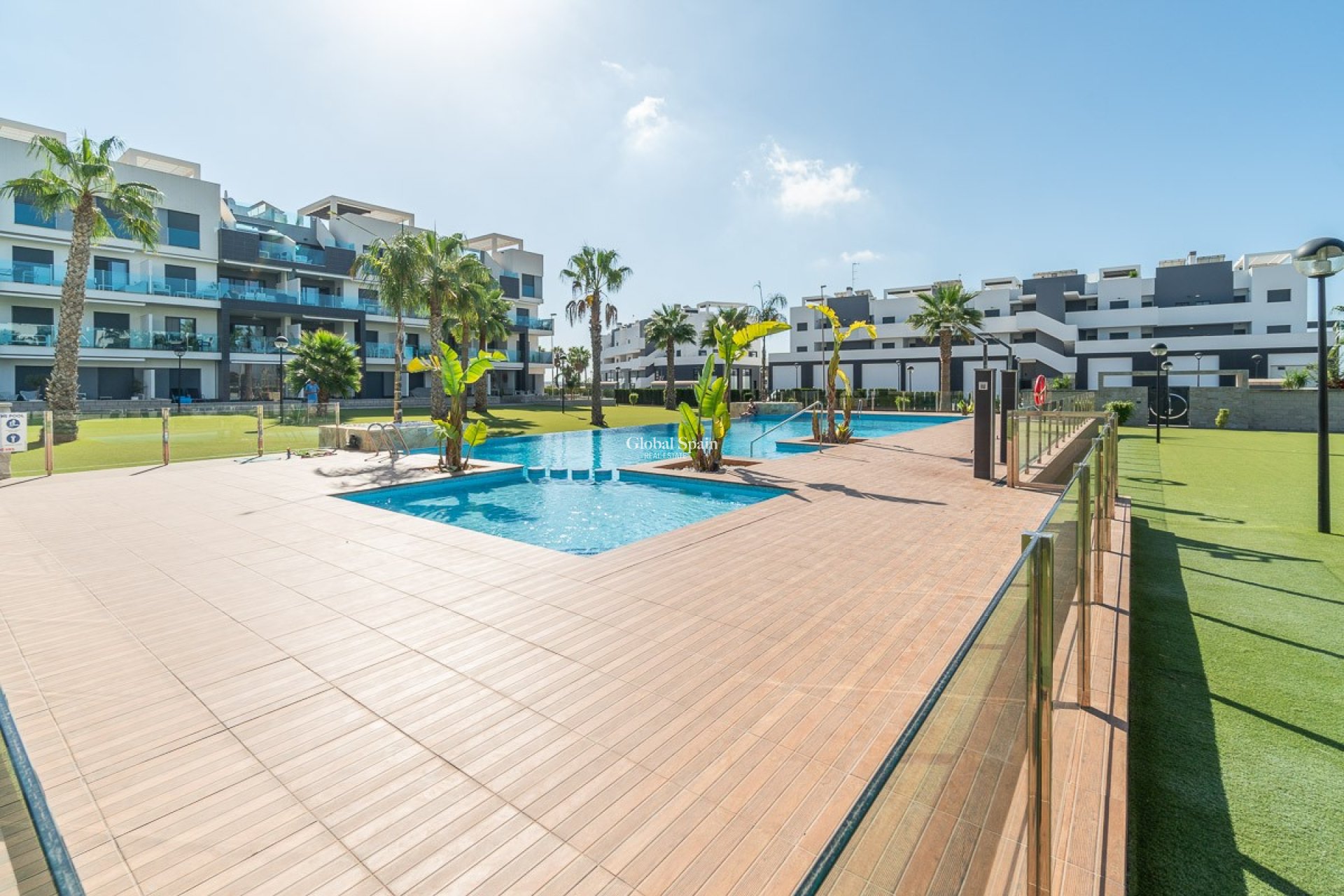Revente - APPARTEMENT -
GUARDAMAR DEL SEGURA - Costa Blanca