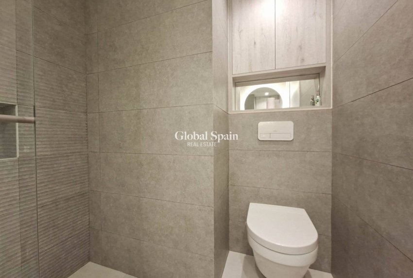 Revente - APPARTEMENT -
GUARDAMAR DEL SEGURA - Costa Blanca