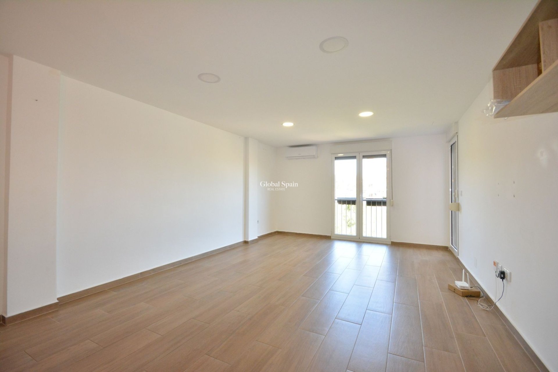 Revente - APPARTEMENT -
GUARDAMAR DEL SEGURA - Costa Blanca
