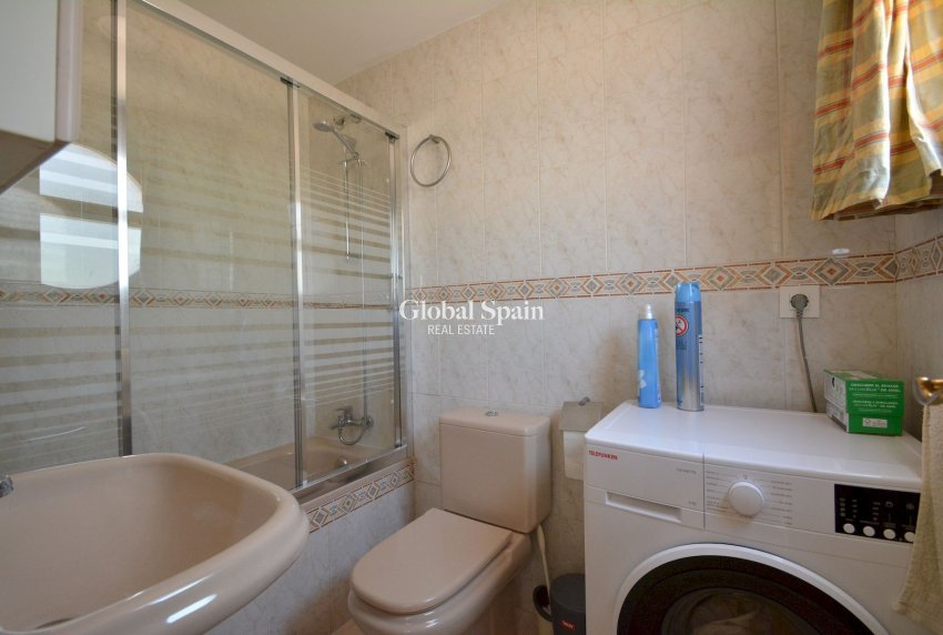 Revente - APPARTEMENT -
GUARDAMAR DEL SEGURA - Costa Blanca