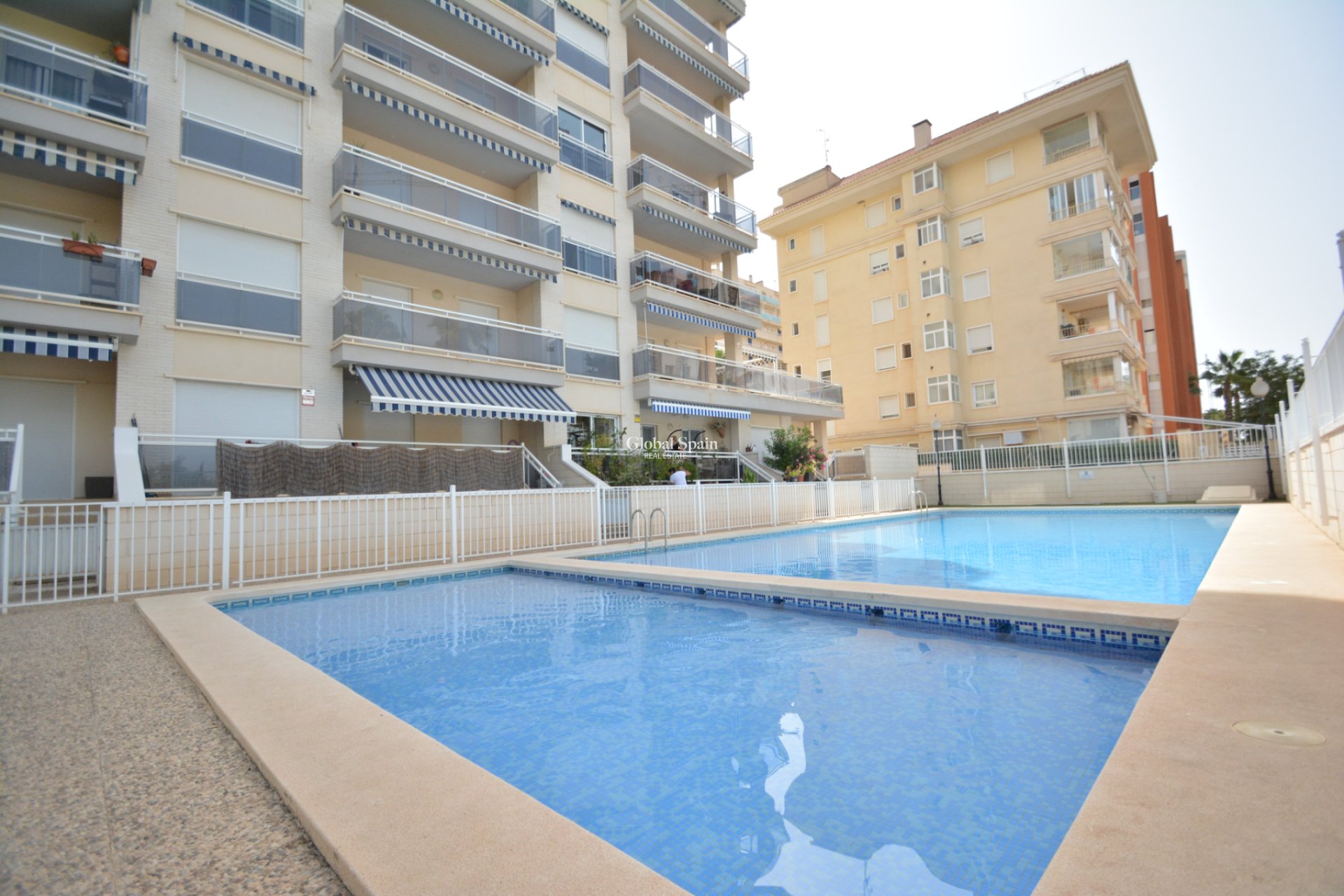 Revente - APPARTEMENT -
GUARDAMAR DEL SEGURA - Costa Blanca