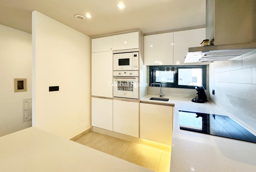 Revente - APPARTEMENT -
GUARDAMAR DEL SEGURA - Costa Blanca