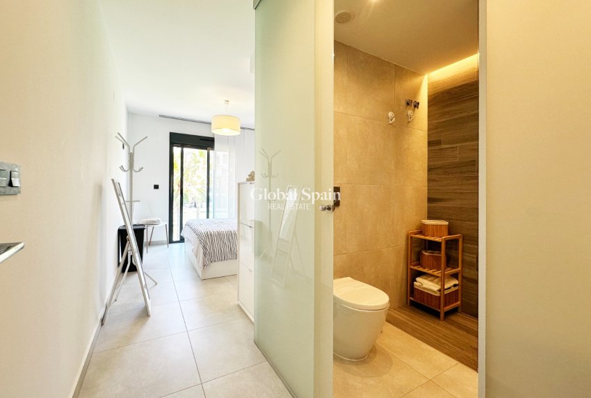Revente - APPARTEMENT -
GUARDAMAR DEL SEGURA - Costa Blanca