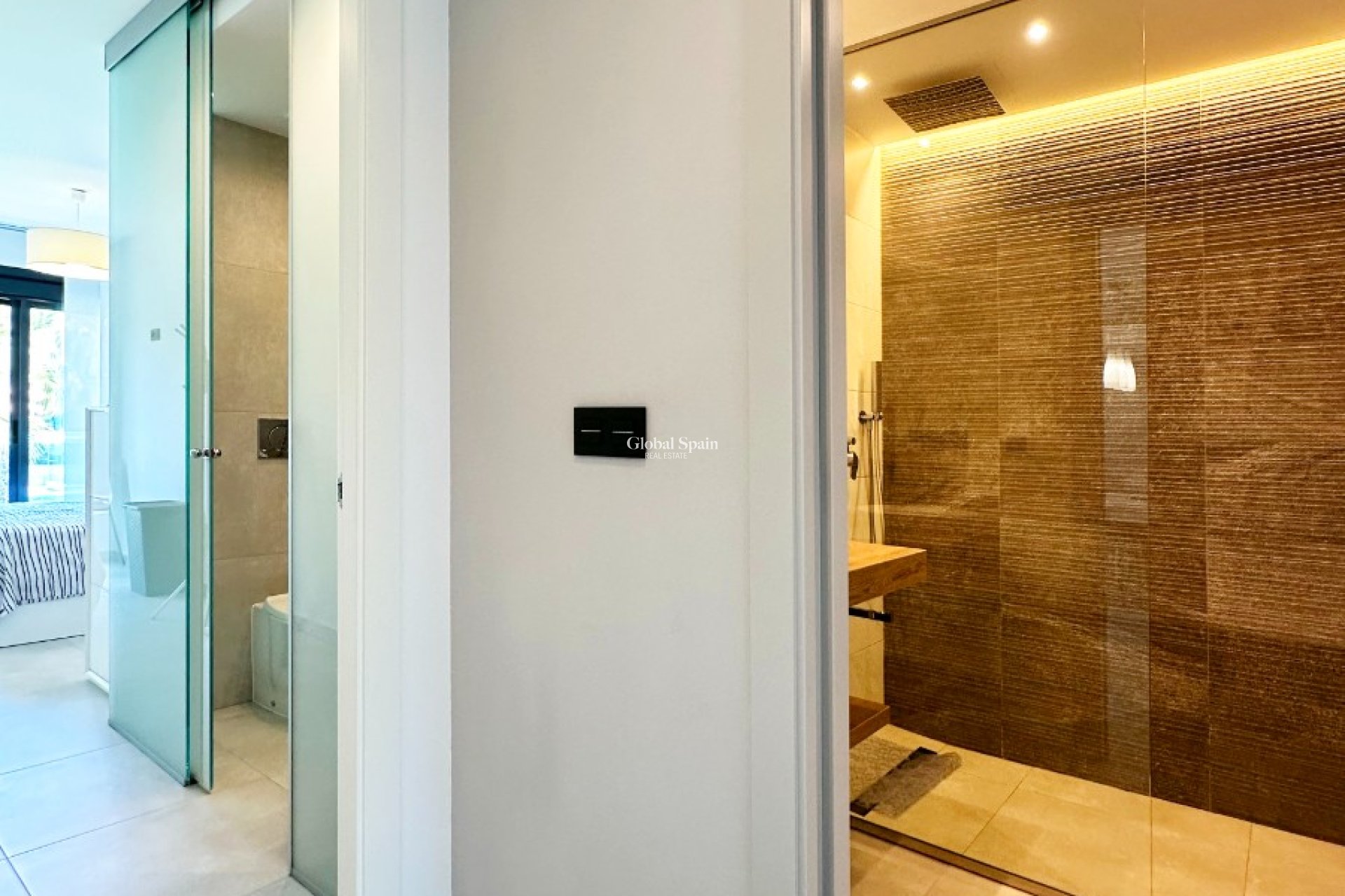 Revente - APPARTEMENT -
GUARDAMAR DEL SEGURA - Costa Blanca