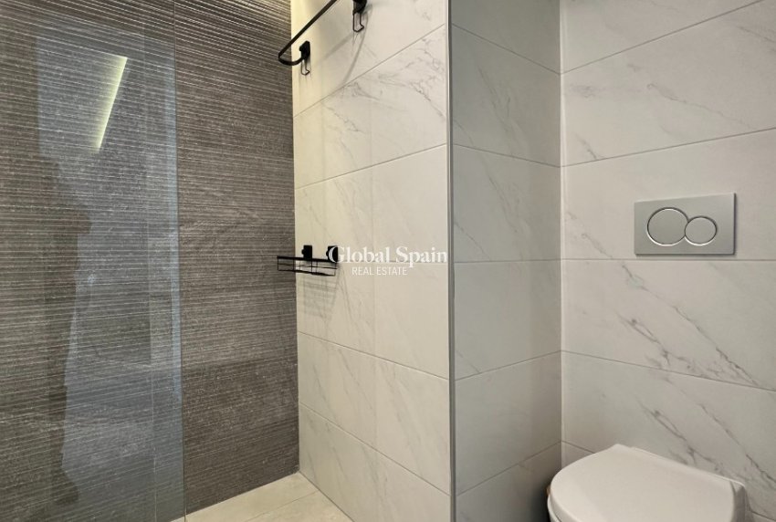 Revente - APPARTEMENT -
GUARDAMAR DEL SEGURA - Costa Blanca