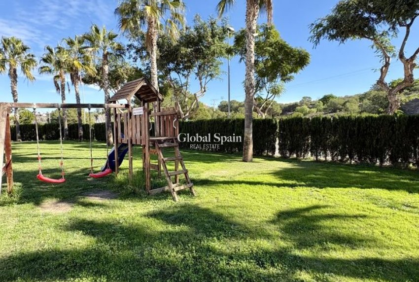 Revente - APPARTEMENT -
GUARDAMAR DEL SEGURA - Costa Blanca