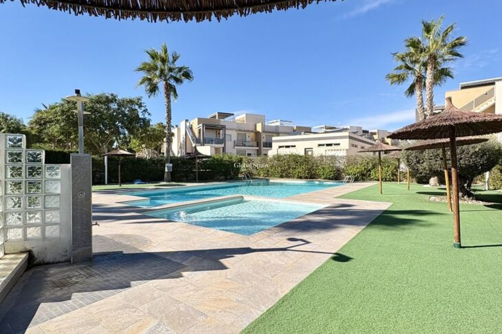 Revente - APPARTEMENT -
GUARDAMAR DEL SEGURA - Costa Blanca