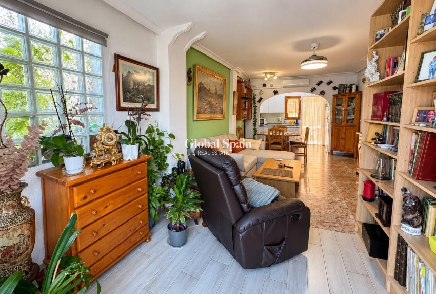 Revente - APPARTEMENT -
GUARDAMAR DEL SEGURA - El moncayo