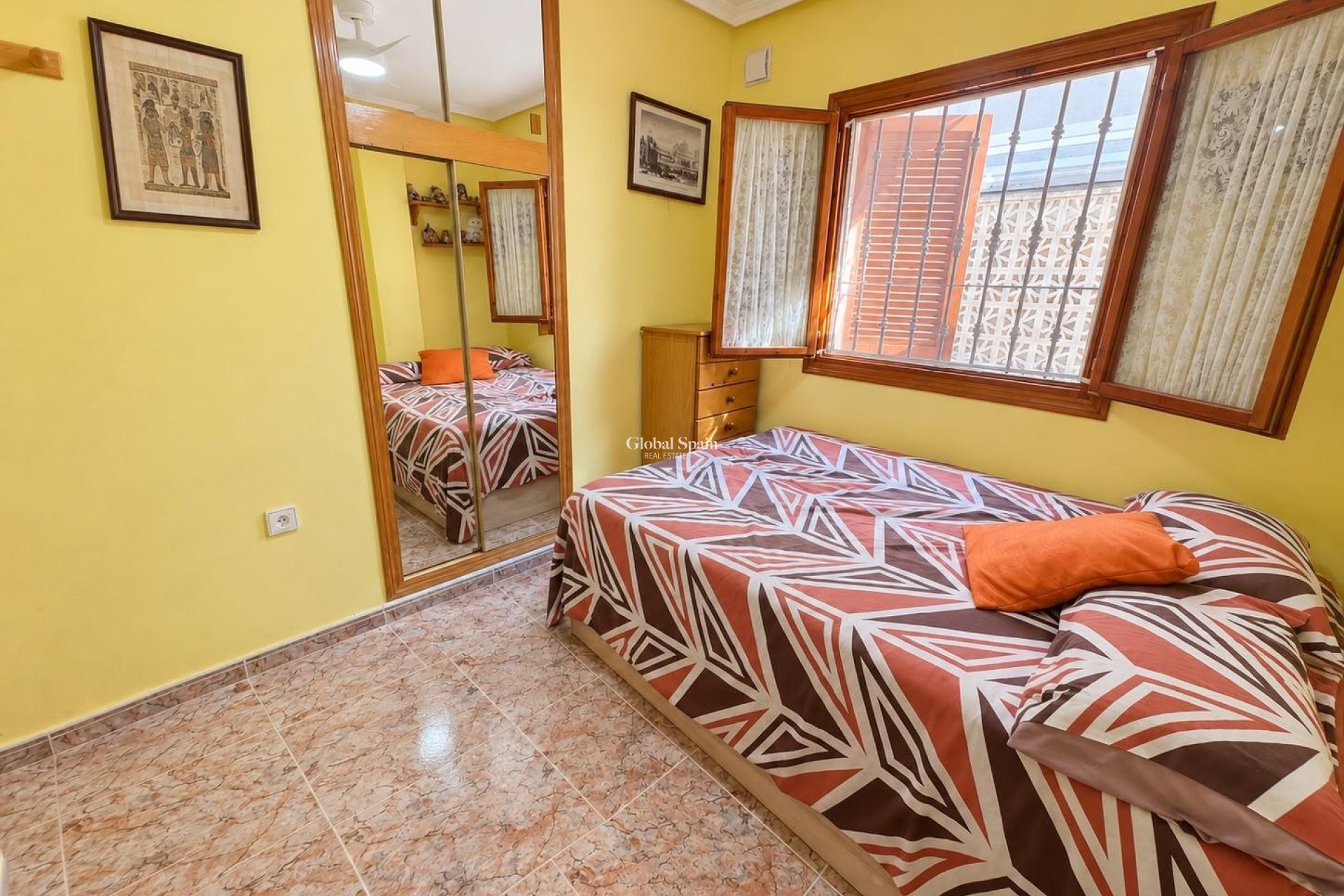 Revente - APPARTEMENT -
GUARDAMAR DEL SEGURA - El moncayo