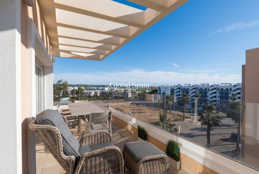 Revente - APPARTEMENT -
GUARDAMAR DEL SEGURA - El Raso