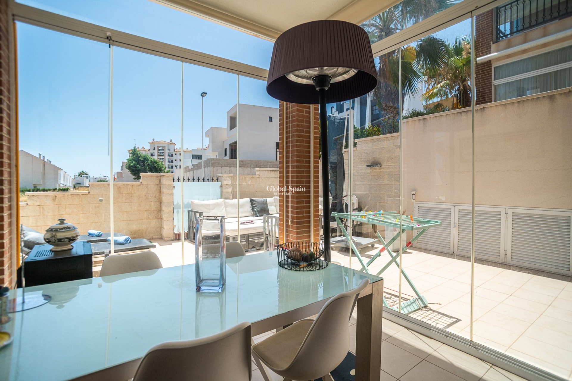 Revente - APPARTEMENT -
GUARDAMAR DEL SEGURA - Guardamar del Segura
