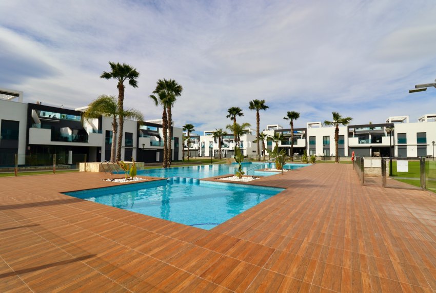 Revente - APPARTEMENT -
GUARDAMAR DEL SEGURA - Guardamar - El Raso